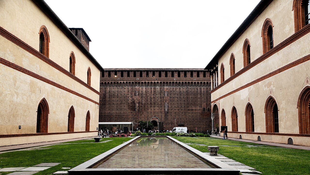 Photograph of Castello Sforzesco, Milan